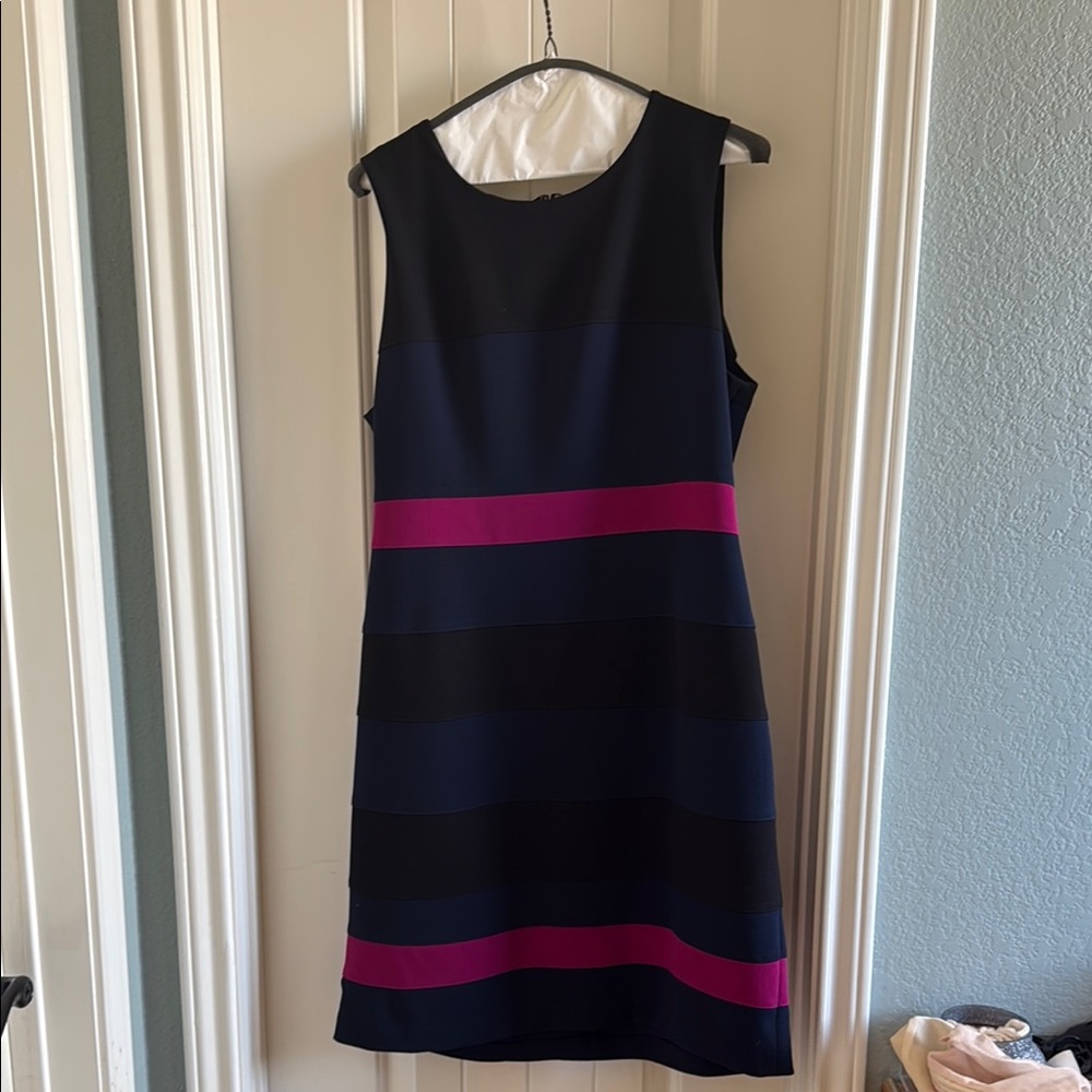 Tommy Hilfiger Elegant Black and Pink Striped Dress